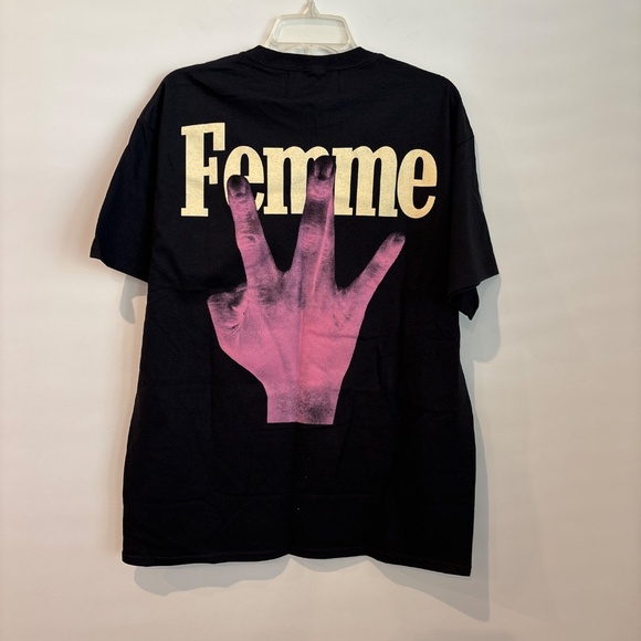 Homme and Femme Twisted Fingers Tee Mens Large - Picture 3 of 3